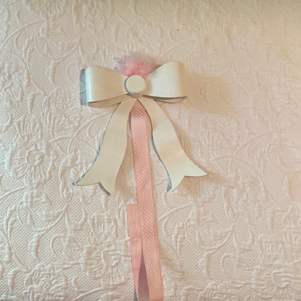 Bow hanger